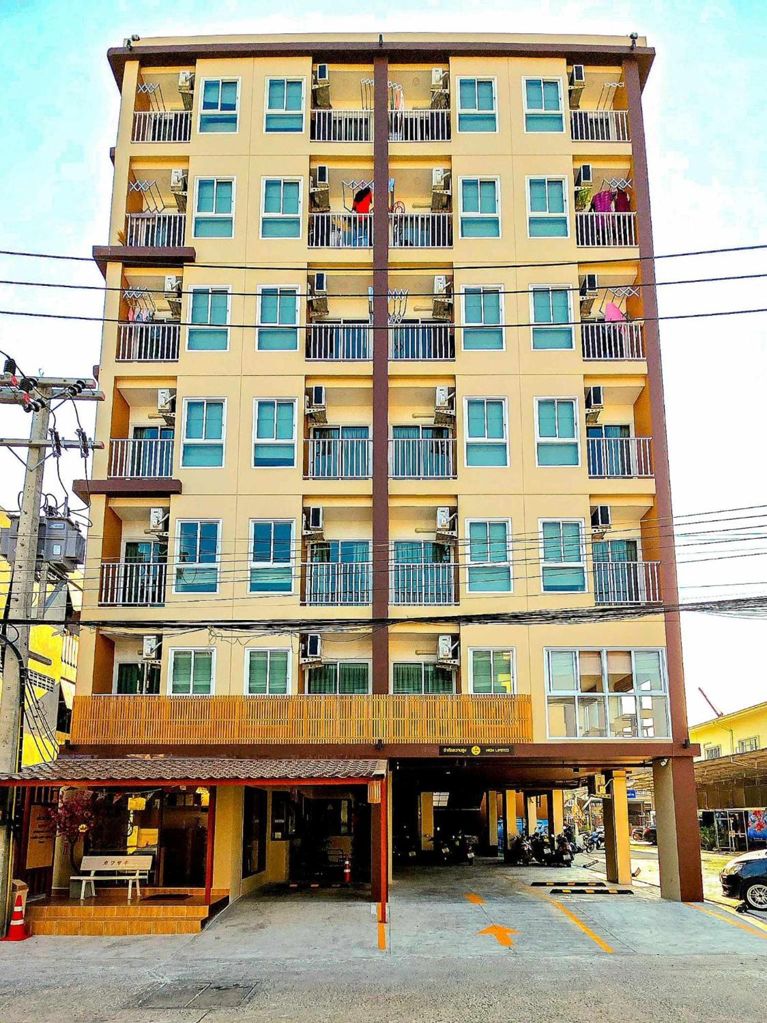 Snow House Buriram Hotell Eksteriør bilde